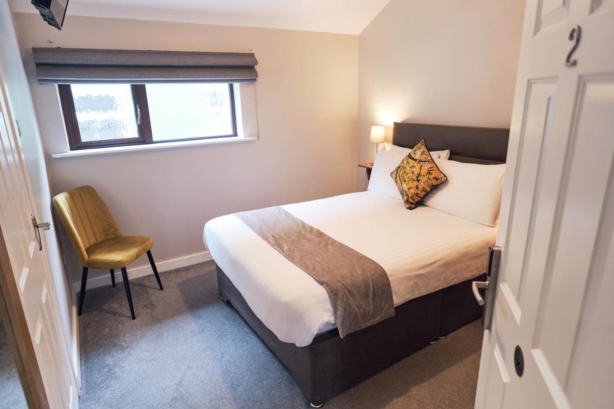 Murphy'S Pub And Bed & Breakfast Дингл Экстерьер фото
